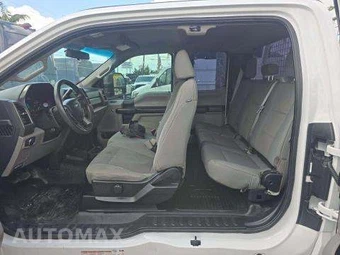 2019 Ford Super Duty F-450 Cab Chassis XL Extended Cab w/Rear Doors DRW - miniatura 13