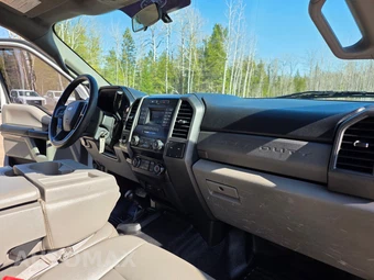 2019 Ford Super Duty F-450 Cab Chassis XL Extended Cab w/Rear Doors DRW - miniatura 24