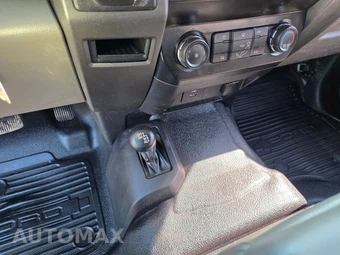 2019 Ford Super Duty F-450 Cab Chassis XL Extended Cab w/Rear Doors DRW - miniatura 30