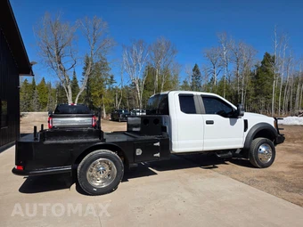 2019 Ford Super Duty F-450 Cab Chassis XL Extended Cab w/Rear Doors DRW - miniatura 8