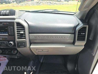 2019 Ford Super Duty F-450 Cab Chassis XL Regular Cab DRW - miniatura 18