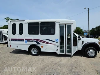 2019 Ford Super Duty F-450 Cab Chassis XL Regular Cab DRW - miniatura 5