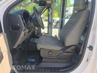 2019 Ford Super Duty F-450 Cab Chassis XL Regular Cab DRW - miniatura 7