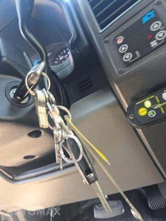 2019 Ford Super Duty F-450 Cab Chassis XL Regular Cab DRW - miniatura 9