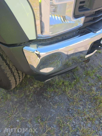2019 Ford Super Duty F-450 Cab Chassis XL Regular Cab DRW - miniatura 17