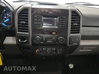 2019 Ford Super Duty F-450 Cab Chassis XL Regular Cab DRW - miniatura 11