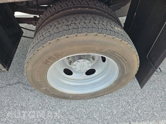 2019 Ford Super Duty F-450 Cab Chassis XL Regular Cab DRW - miniatura 13