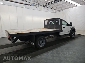 2019 Ford Super Duty F-450 Cab Chassis XL Regular Cab DRW - miniatura 4