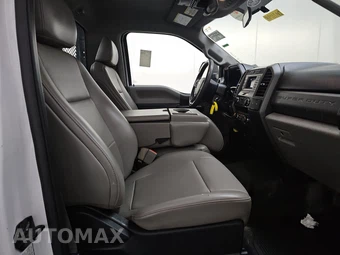 2019 Ford Super Duty F-450 Cab Chassis XL Regular Cab DRW - miniatura 8