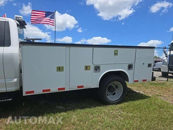 2019 Ford Super Duty F-450 Cab Chassis XL Regular Cab DRW - miniatura 26