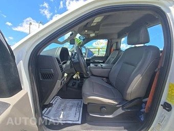 2019 Ford Super Duty F-450 Cab Chassis XL Regular Cab DRW - miniatura 6