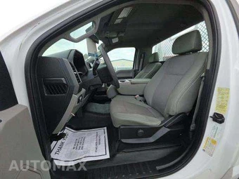 2019 Ford Super Duty F-450 Cab Chassis XL Regular Cab DRW - miniatura 6