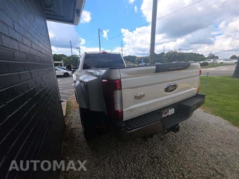 2019 Ford Super Duty F-450 King Ranch Crew Cab Long Bed DRW - miniatura 2