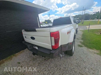 2019 Ford Super Duty F-450 King Ranch Crew Cab Long Bed DRW - miniatura 3