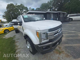 2019 Ford Super Duty F-450 King Ranch Crew Cab Long Bed DRW - miniatura 4
