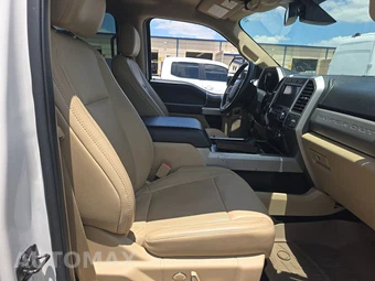 2019 Ford Super Duty F-450 Lariat Crew Cab Long Bed DRW - miniatura 8