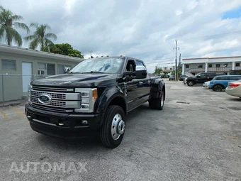 2019 Ford Super Duty F-450 Platinum Crew Cab Long Bed DRW