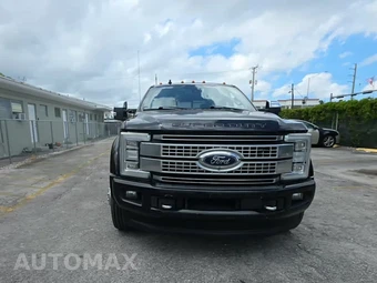 2019 Ford Super Duty F-450 Platinum Crew Cab Long Bed DRW - miniatura 2