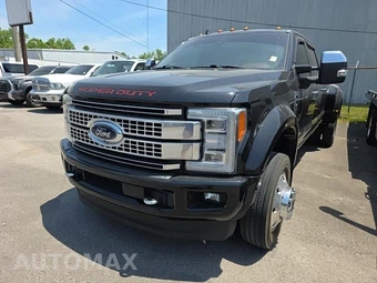 2019 Ford Super Duty F-450 Platinum Crew Cab Long Bed DRW