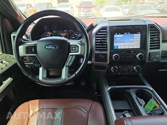 2019 Ford Super Duty F-450 Platinum Crew Cab Long Bed DRW - miniatura 14