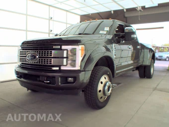 2019 Ford Super Duty F-450 Platinum Crew Cab Long Bed DRW