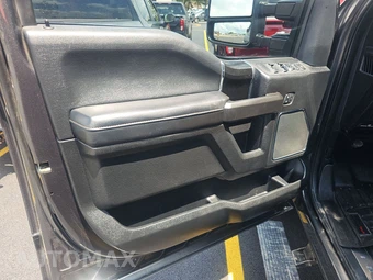 2019 Ford Super Duty F-450 Platinum Crew Cab Long Bed DRW - miniatura 9