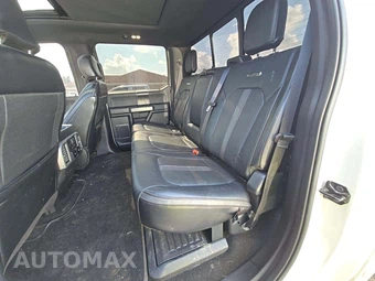 2019 Ford Super Duty F-450 Platinum Crew Cab Long Bed DRW - miniatura 13