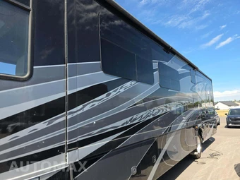 2019 Ford Super Duty F-53 Class A Motorhome Chassis DRW - miniatura 19