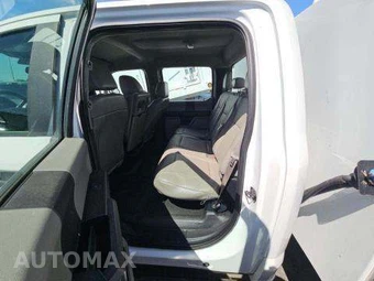 2019 Ford Super Duty F-550 Cab Chassis XL Crew Cab DRW - miniatura 12