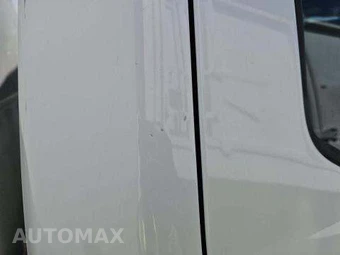 2019 Ford Super Duty F-550 Cab Chassis XL Crew Cab DRW - miniatura 28
