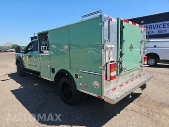 2019 Ford Super Duty F-550 Cab Chassis XL Crew Cab DRW - miniatura 6