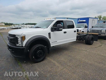 2019 Ford Super Duty F-550 Cab Chassis XL Crew Cab DRW