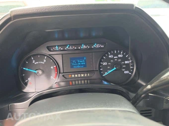 2019 Ford Super Duty F-550 Cab Chassis XL Crew Cab DRW - miniatura 9