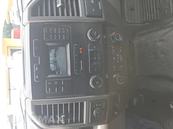 2019 Ford Super Duty F-550 Cab Chassis XL Crew Cab DRW - miniatura 31