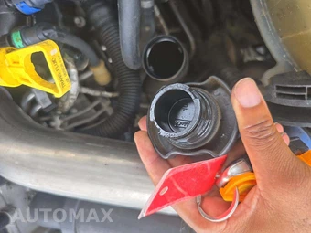 2019 Ford Super Duty F-550 Cab Chassis XL Crew Cab DRW - miniatura 32
