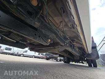 2019 Ford Super Duty F-550 Cab Chassis XL Crew Cab DRW - miniatura 7