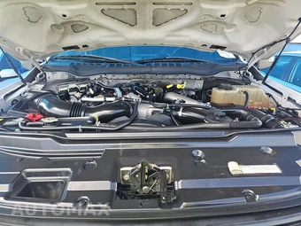 2019 Ford Super Duty F-550 Cab Chassis XL Extended Cab w/Rear Doors DRW - miniatura 15