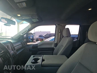 2019 Ford Super Duty F-550 Cab Chassis XL Extended Cab w/Rear Doors DRW - miniatura 18