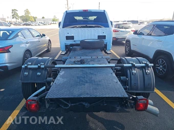 2019 Ford Super Duty F-550 Cab Chassis XL Extended Cab w/Rear Doors DRW - miniatura 5