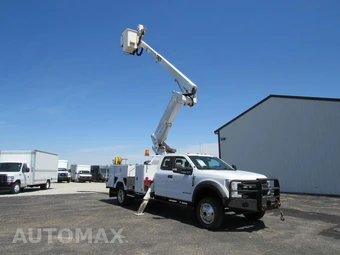 2019 Ford Super Duty F-550 Cab Chassis XL Extended Cab w/Rear Doors DRW - miniatura 53