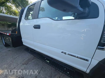 2019 Ford Super Duty F-550 Cab Chassis XL Extended Cab w/Rear Doors DRW - miniatura 23