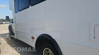 2019 Ford Super Duty F-550 Cab Chassis XL Regular Cab DRW - miniatura 27