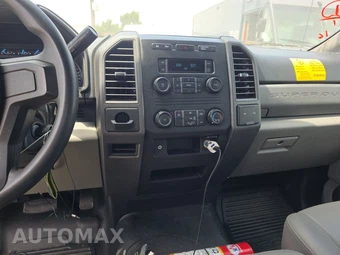 2019 Ford Super Duty F-550 Cab Chassis XL Regular Cab DRW - miniatura 11