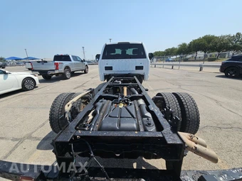 2019 Ford Super Duty F-550 Cab Chassis XL Regular Cab DRW - miniatura 15