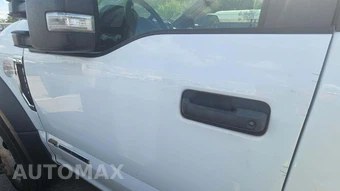 2019 Ford Super Duty F-550 Cab Chassis XL Regular Cab DRW - miniatura 28