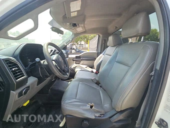 2019 Ford Super Duty F-550 Cab Chassis XL Regular Cab DRW - miniatura 7