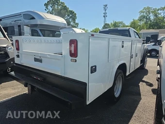 2019 Ford Super Duty F-550 Cab Chassis XL Regular Cab DRW - miniatura 4