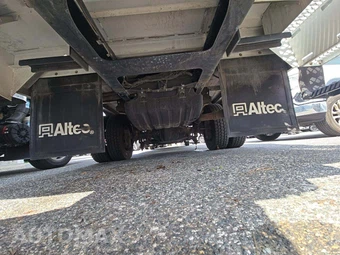 2019 Ford Super Duty F-550 Cab Chassis XL Regular Cab DRW - miniatura 13