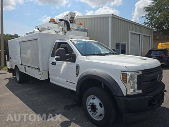 2019 Ford Super Duty F-550 Cab Chassis XL Regular Cab DRW - miniatura 4