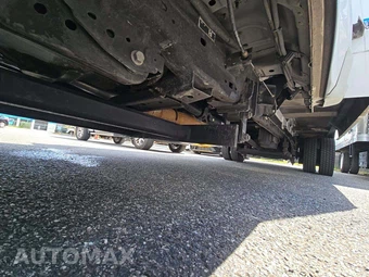 2019 Ford Super Duty F-550 Cab Chassis XL Regular Cab DRW - miniatura 7